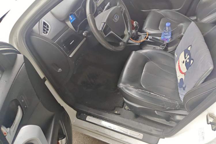 Used Geely Auto Emgrand 2017 Sedan Million Edition 1.5L Manual - Upward Version Driver Seat