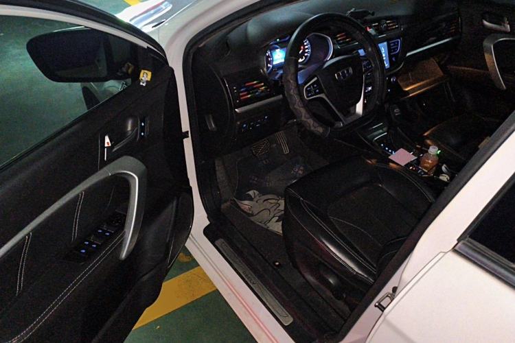 Used Geely Auto Emgrand 2017 Sedan Million Edition 1.5L CVT Upward Version Driver Seat