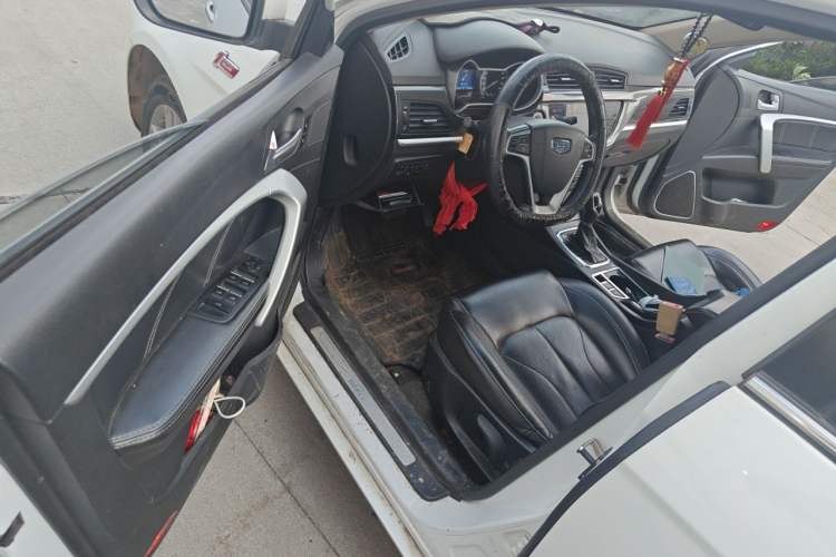 Used Geely Auto Emgrand 2017 Sedan Million Edition 1.5L CVT Upward Version Driver Seat