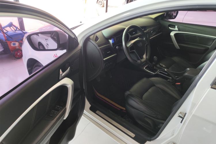 Used Geely Auto Emgrand 2017 Sedan Million Edition 1.5L Manual - Upward Version Driver Seat