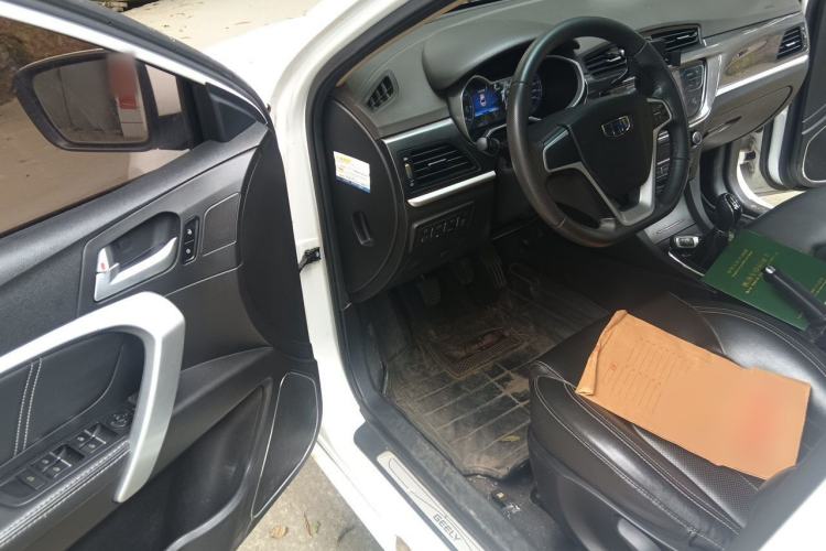 Used Geely Auto Emgrand 2017 Sedan Million Edition 1.5L Manual - Upward Version Driver Seat