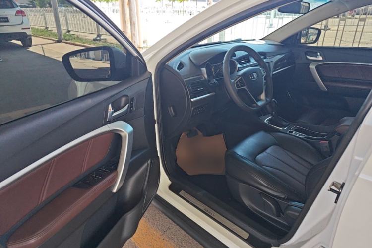Used Geely Auto Emgrand 2017 Hatchback RS Million Edition 1.5L CVT Upward Version Driver Seat