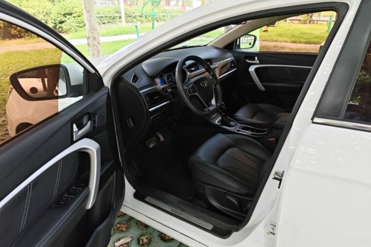 Used Geely Auto Emgrand 2017 Sedan Million Edition 1.5L CVT Upward Version Driver Seat
