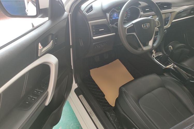 Used Geely Auto Emgrand 2017 Sedan Million Edition 1.5L Manual - Upward Version Driver Seat