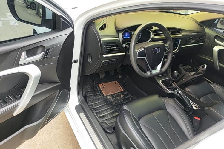 Used Geely Auto Emgrand 2017 Sedan Million Edition 1.5L Manual - Upward Version Driver Seat