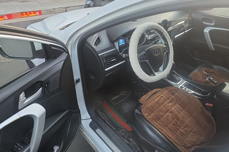 Used Geely Auto Emgrand 2017 Sedan Million Edition 1.5L CVT Upward Version Driver Seat