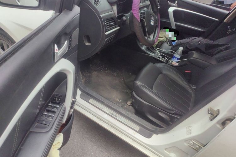 Used Geely Auto Emgrand 2017 Sedan Million Edition 1.5L CVT Upward Connectivity Version Driver Seat