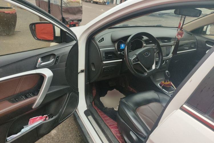 Used Geely Auto Emgrand 2017 Hatchback RS Million Edition 1.5L CVT Upward Version Driver Seat