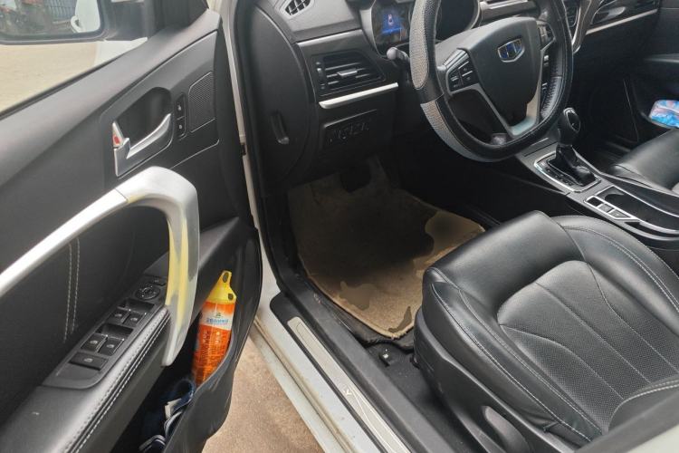 Used Geely Auto Emgrand 2017 Sedan Million Edition 1.5L CVT Upward Version Driver Seat