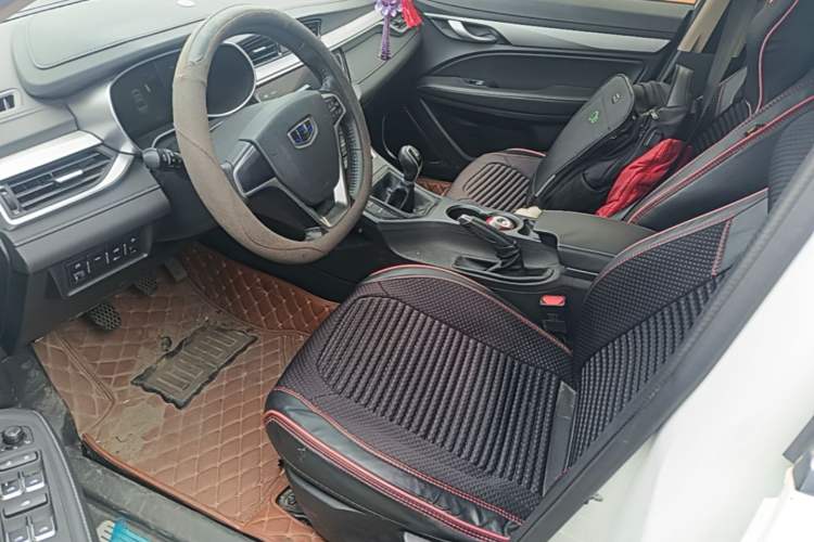 Used Geely Auto Emgrand 2017 Sedan Million Edition 1.5L Manual - Upward Version Driver Seat