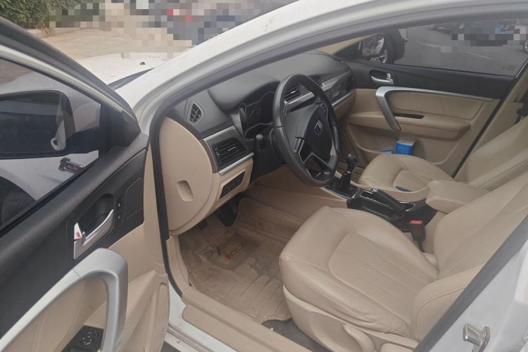Used Geely Auto Emgrand 2017 Sedan Million Edition 1.5L Manual Luxury Model Driver Seat