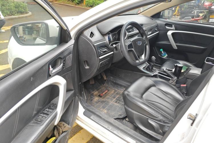 Used Geely Auto Emgrand 2017 Sedan Million Edition 1.5L Manual - Upward Version Driver Seat