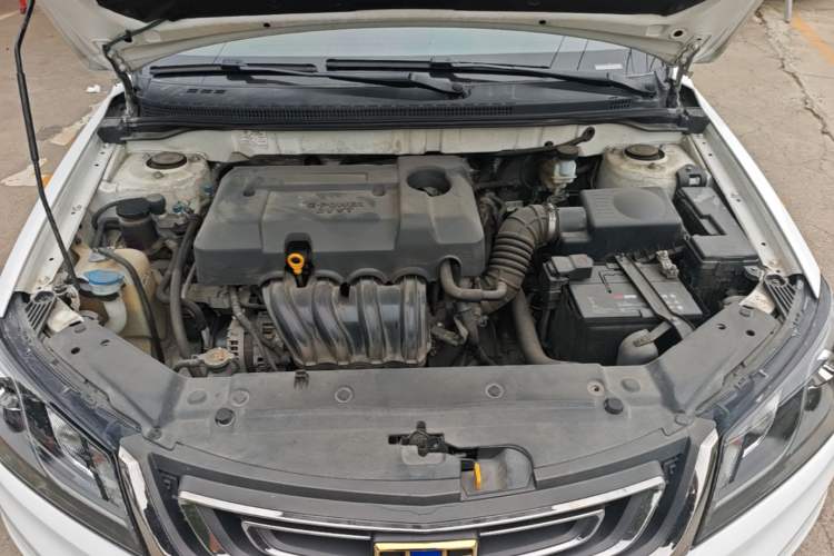 Used Geely Auto Emgrand 2017 Sedan Million Edition 1.5L Manual Upward Connect Version Engine Bay
