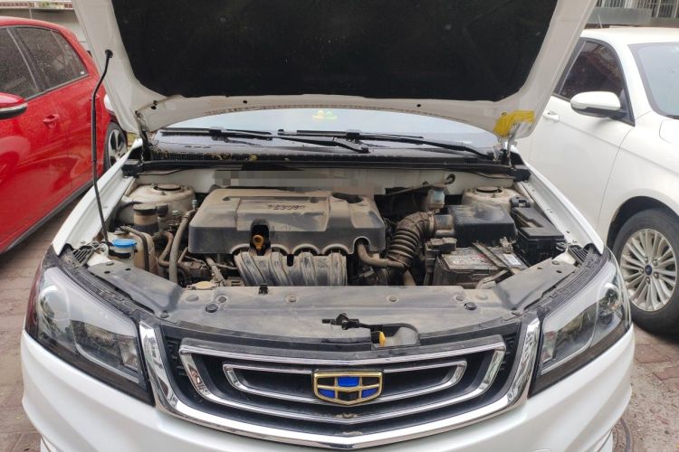 Used Geely Auto Emgrand 2017 Sedan Million Edition 1.5L Manual Luxury Model Engine Bay