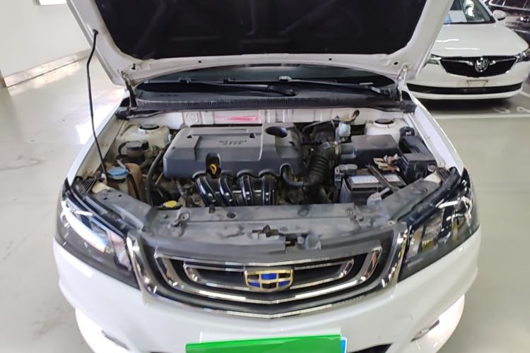Used Geely Auto Emgrand 2017 Sedan Million Edition 1.5L Manual Luxury Model Engine Bay