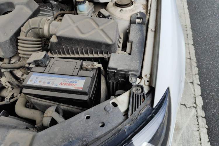 Used Geely Auto Emgrand 2017 Sedan Million Edition 1.5L CVT Upward Version Engine Bay Left