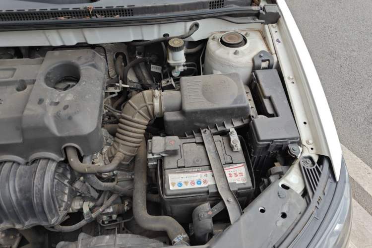 Used Geely Auto Emgrand 2017 Sedan Million Edition 1.5L Manual Upward Connect Version Engine Bay Left