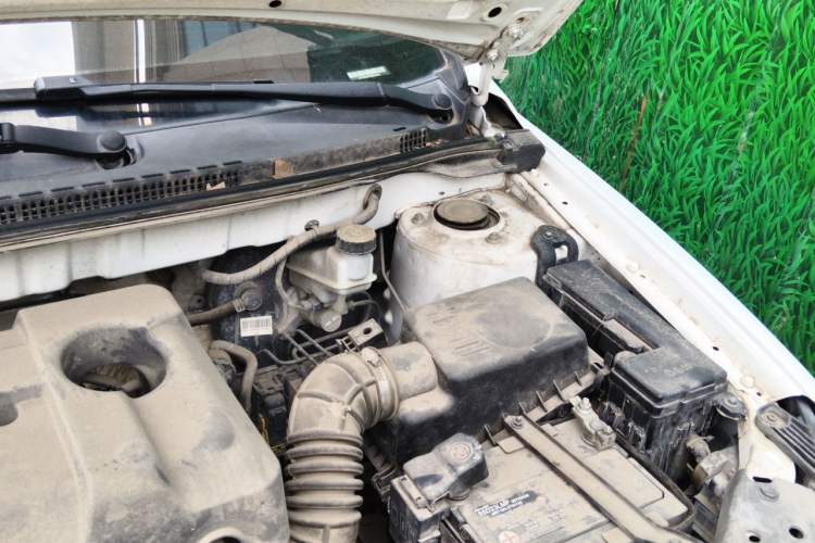 Used Geely Auto Emgrand 2017 Sedan Million Edition 1.5L Manual - Upward Version Engine Bay Left