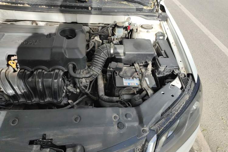 Used Geely Auto Emgrand 2017 Sedan Million Edition 1.5L Manual Upward Connect Version Engine Bay Left