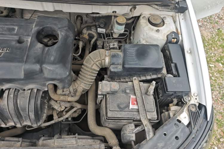 Used Geely Auto Emgrand 2017 Sedan Million Edition 1.5L Manual - Upward Version Engine Bay Left