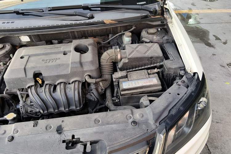 Used Geely Auto Emgrand 2017 Sedan Million Edition 1.5L CVT Luxury Model Engine Bay Left