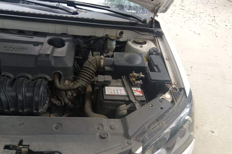 Used Geely Auto Emgrand 2017 Sedan Million Edition 1.5L Manual - Upward Version Engine Bay Left