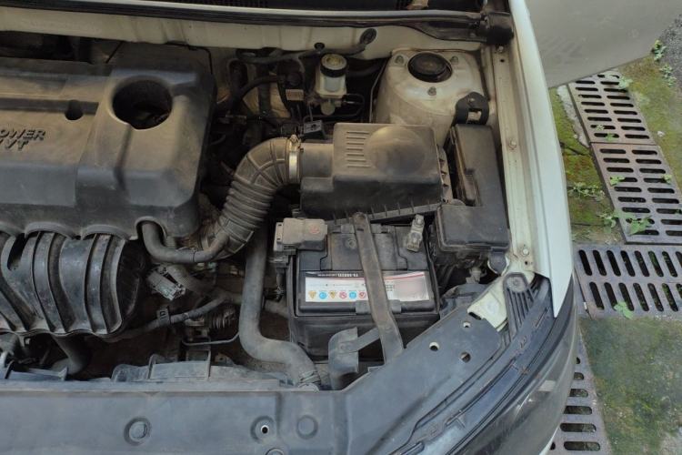 Used Geely Auto Emgrand 2017 Sedan Million Edition 1.5L Manual Luxury Model Engine Bay Left