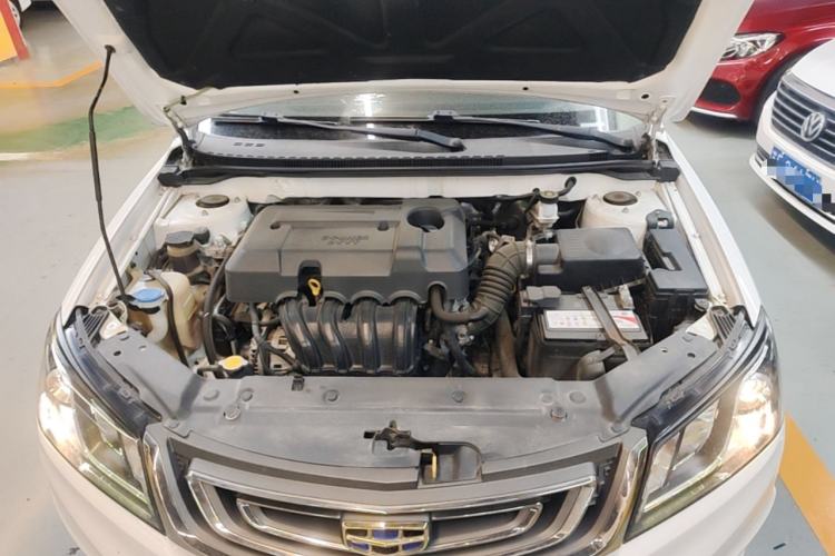 Used Geely Auto Emgrand 2017 Sedan Million Edition 1.5L Manual Upward Connect Version Engine Bay