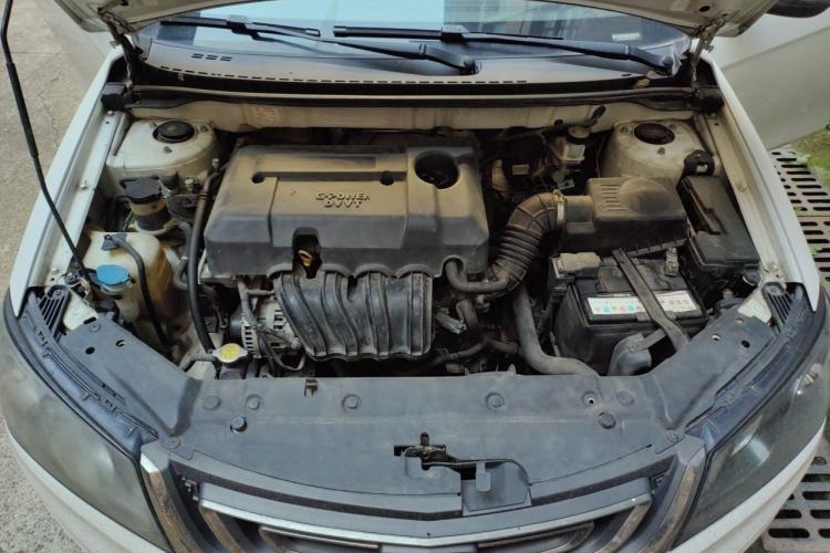 Used Geely Auto Emgrand 2017 Sedan Million Edition 1.5L Manual Luxury Model Engine Bay