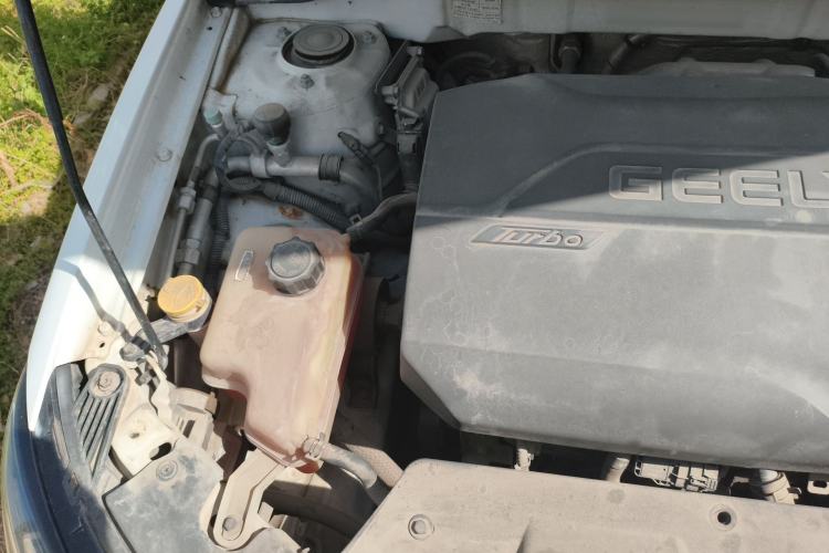 Used Geely Auto Emgrand 2017 Sedan Million Edition 1.3T CVT Upward Version Engine Bay Right