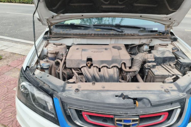 Used Geely Auto Emgrand 2017 Sedan Million Edition 1.5L Manual Upward Connect Version Engine Bay Right