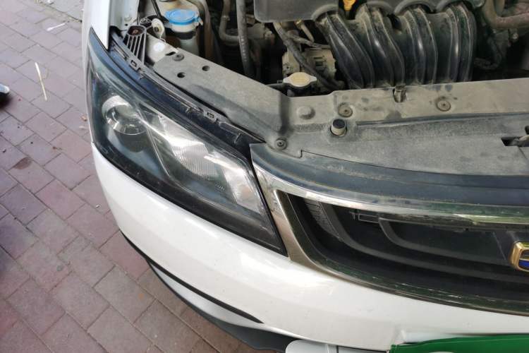 Used Geely Auto Emgrand 2017 Hatchback RS Million Edition 1.5L Manual Upward Version Engine Bay Right