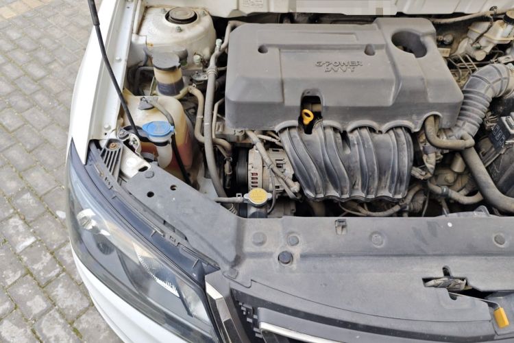 Used Geely Auto Emgrand 2017 Sedan Million Edition 1.5L Manual Upward Connect Version Engine Bay Right