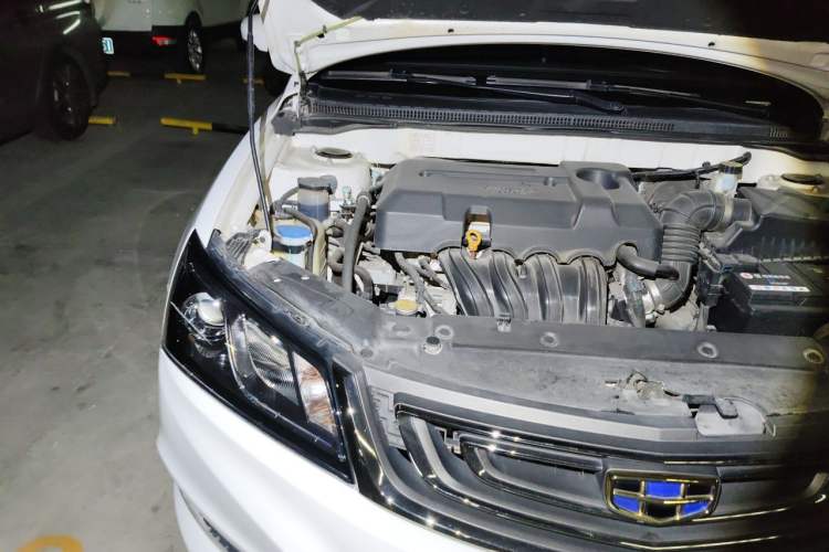 Used Geely Auto Emgrand 2017 Sedan Million Edition 1.5L CVT Upward Version Engine Bay Right