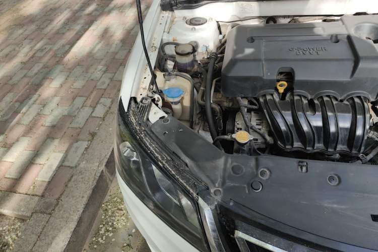 Used Geely Auto Emgrand 2017 Sedan Million Edition 1.5L Manual Upward Connect Version Engine Bay Right