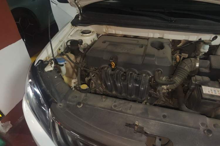 Used Geely Auto Emgrand 2017 Hatchback RS Million Edition 1.5L Manual Upward Version Engine Bay Right
