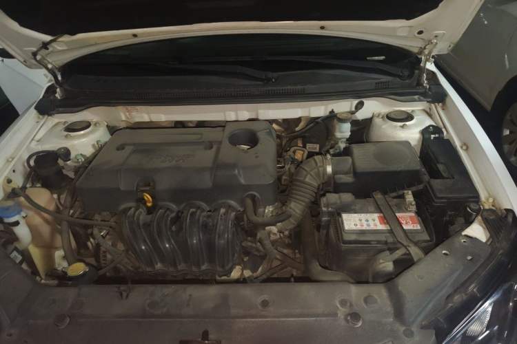 Used Geely Auto Emgrand 2017 Hatchback RS Million Edition 1.5L Manual Upward Version Engine Bay