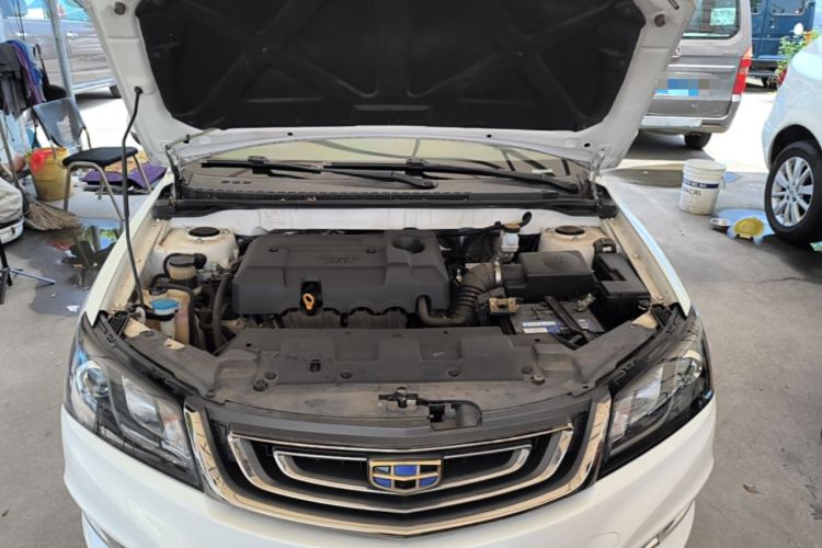 Used Geely Auto Emgrand 2017 Sedan Million Edition 1.5L Manual - Upward Version Engine Bay