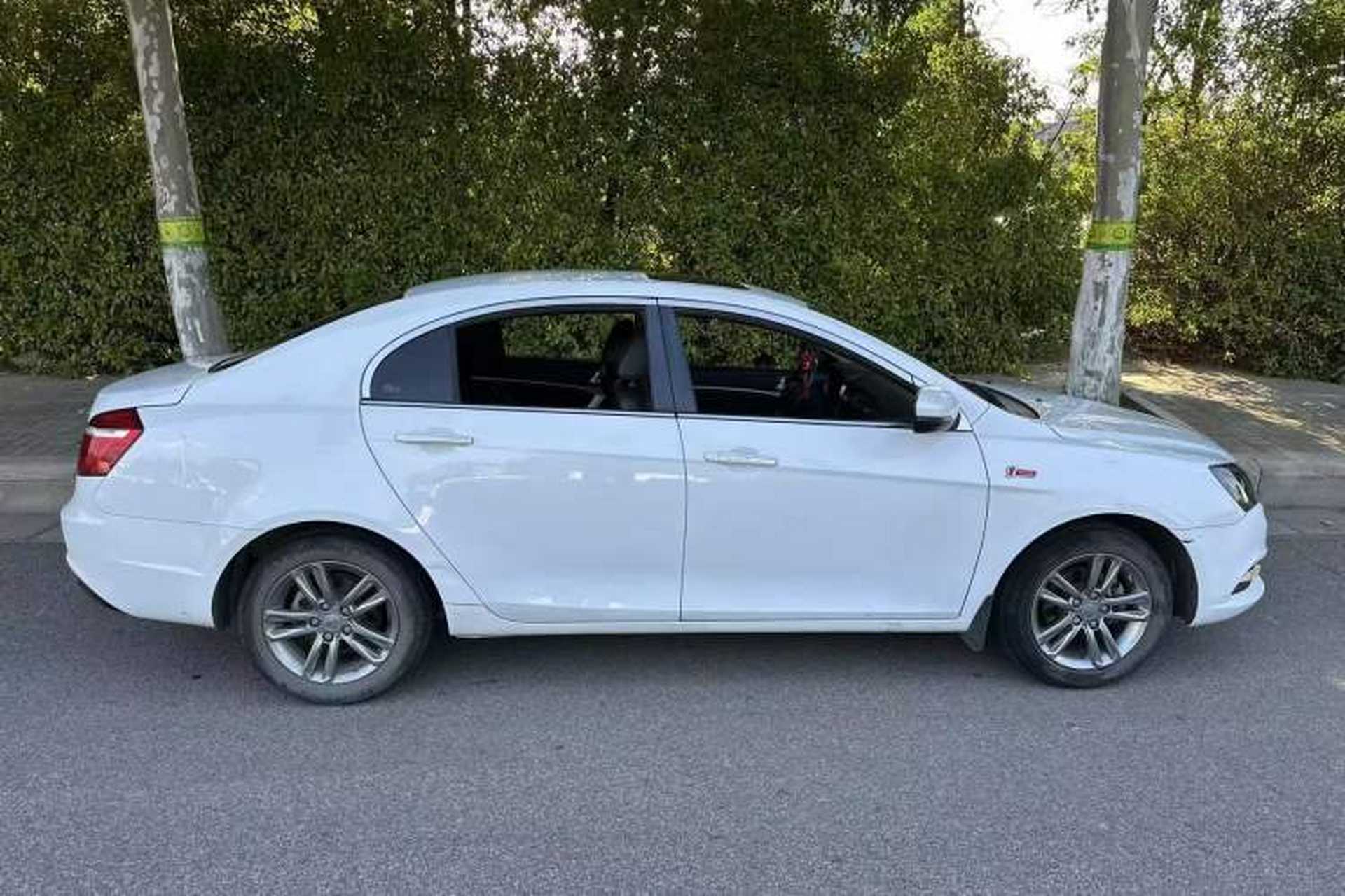 Used Geely Auto Emgrand 2017 Sedan Million Edition 1.5L CVT Upward Version Exterior 3