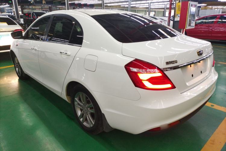 Used Geely Auto Emgrand 2017 Sedan Million Edition 1.5L CVT Luxury Model Exterior 3