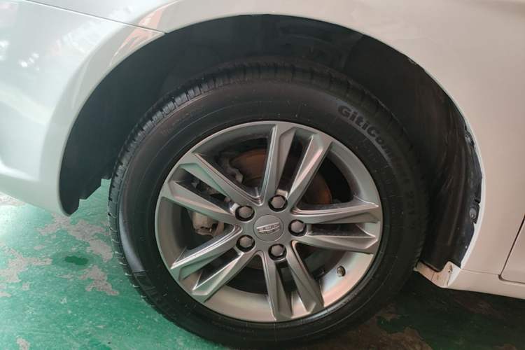Used Geely Auto Emgrand 2017 Sedan Million Edition 1.5L Manual - Upward Version Exterior 4