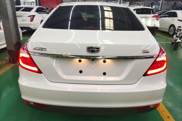Used Geely Auto Emgrand 2017 Sedan Million Edition 1.5L CVT Luxury Model Exterior 4