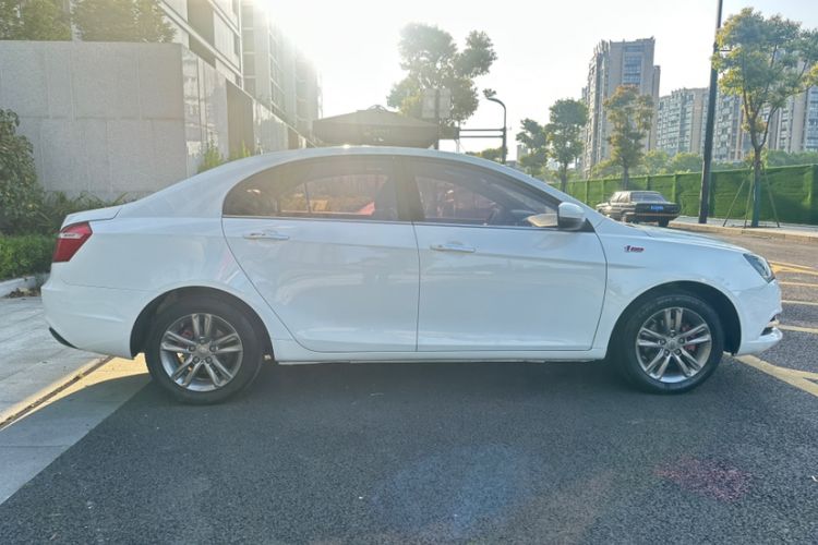 Used Geely Auto Emgrand 2017 Sedan Million Edition 1.3T CVT Prestige Model Exterior 4