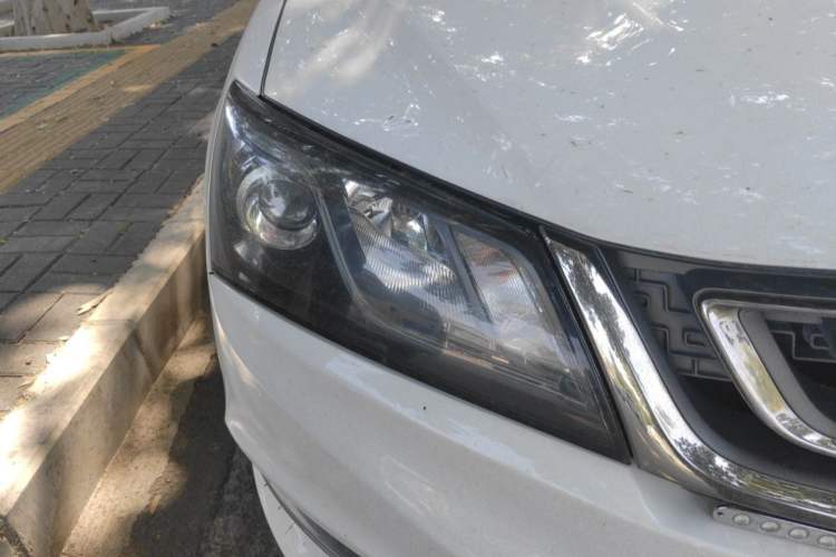 Used Geely Auto Emgrand 2017 Sedan Million Edition 1.5L Manual Upward Connect Version Exterior 5