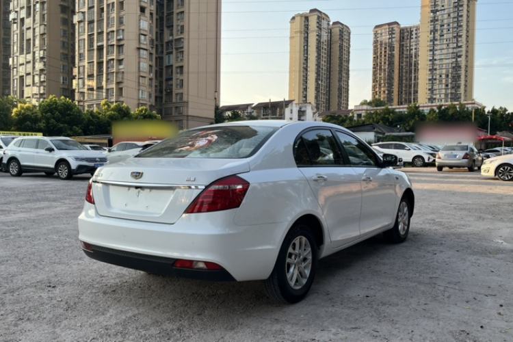 Used Geely Auto Emgrand 2017 Sedan Million Edition 1.5L Manual Luxury Model Exterior 5