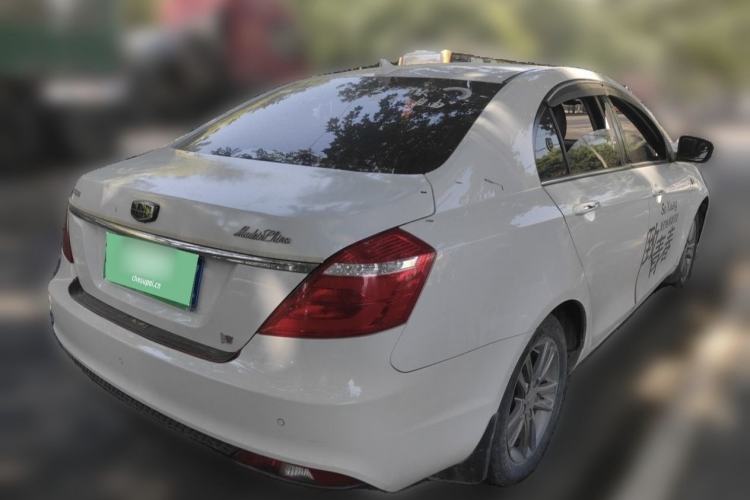 Used Geely Auto Emgrand 2017 Sedan Million Edition 1.5L Manual Upward Connect Version Exterior 6