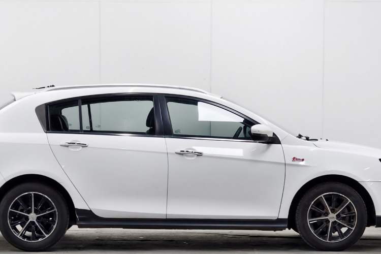 Used Geely Auto Emgrand 2017 Hatchback RS Million Edition 1.5L CVT Upward Version Exterior 8