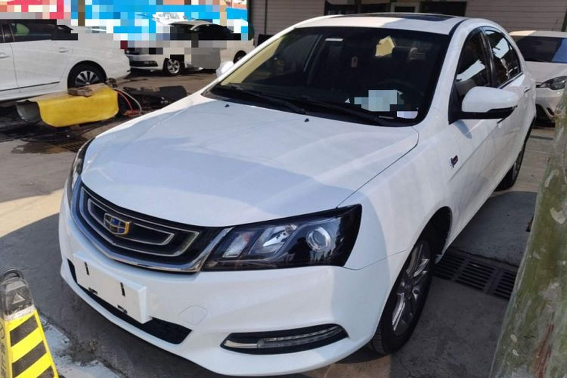 Used Geely Auto Emgrand 2017 Sedan Million Edition 1.5L Manual - Upward Version Front Left 45 Deg