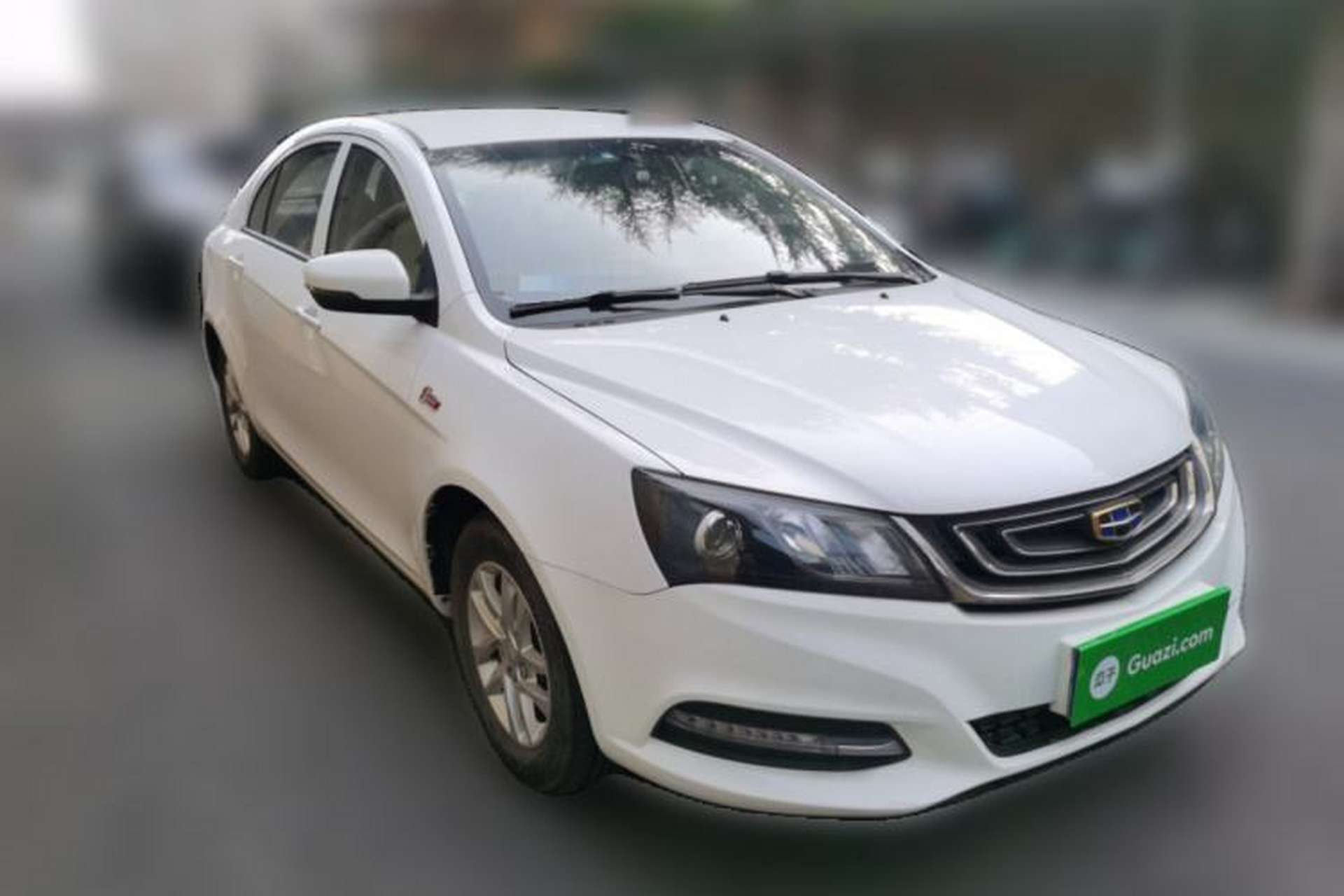 Used Geely Auto Emgrand 2017 Sedan Million Edition 1.5L Manual Fashion Model Front Right 45 Deg