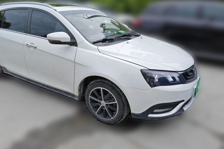 Used Geely Auto Emgrand 2017 Hatchback RS Million Edition 1.5L Manual Upward Version Front Right 45 Deg